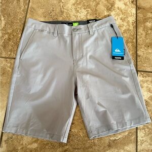 Quiksilver Amphibian Shorts 29” waist men’s